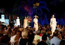 El XXIV Desfile de Moda Calada de la Villa de Ingenio, celebrado este sábado en el parque Néstor Álamo.