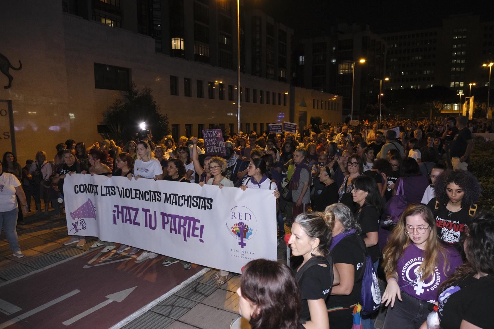 La manifestación del Día Internacional de la Eliminación de la Violencia contra las mujeres, en imágenes