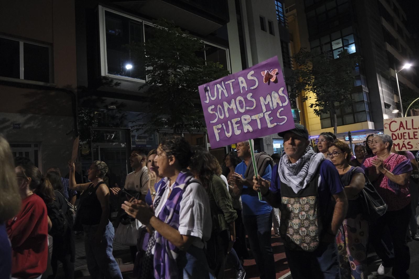 La manifestación del Día Internacional de la Eliminación de la Violencia contra las mujeres, en imágenes