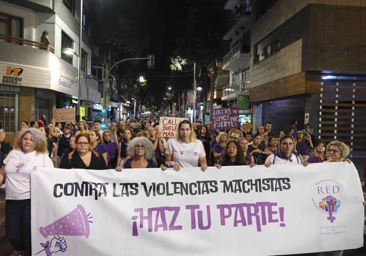 La manifestación del Día Internacional de la Eliminación de la Violencia contra las mujeres, en imágenes