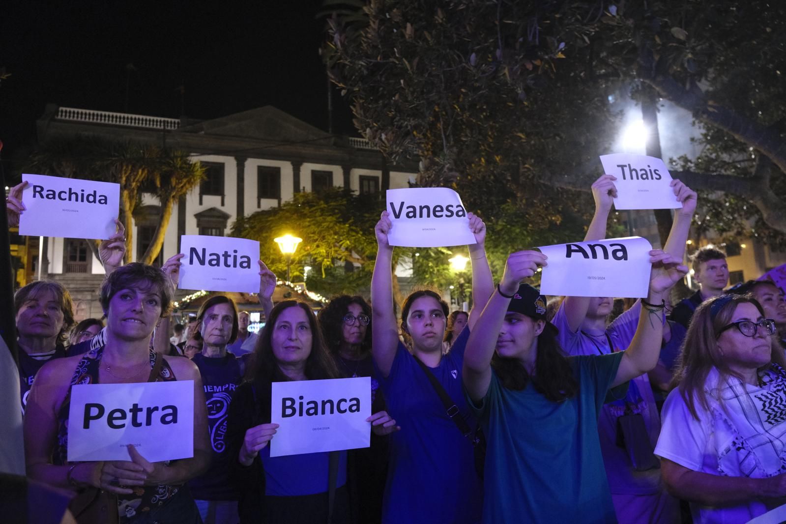 La manifestación del Día Internacional de la Eliminación de la Violencia contra las mujeres, en imágenes