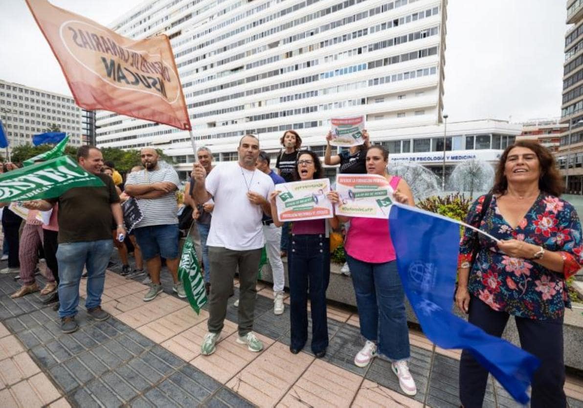 Concentración de profesorado de FP a mediados de octubre en la sede de Presidencia en la capital grancanaria.