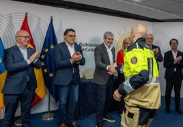 Imagen del reconocimiento al dispositivo desplazado a Valencia este viernes en la capital grancanaria.