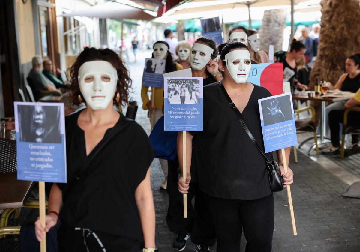 La lucha contra la anorexia y la bulimia sale a la calle