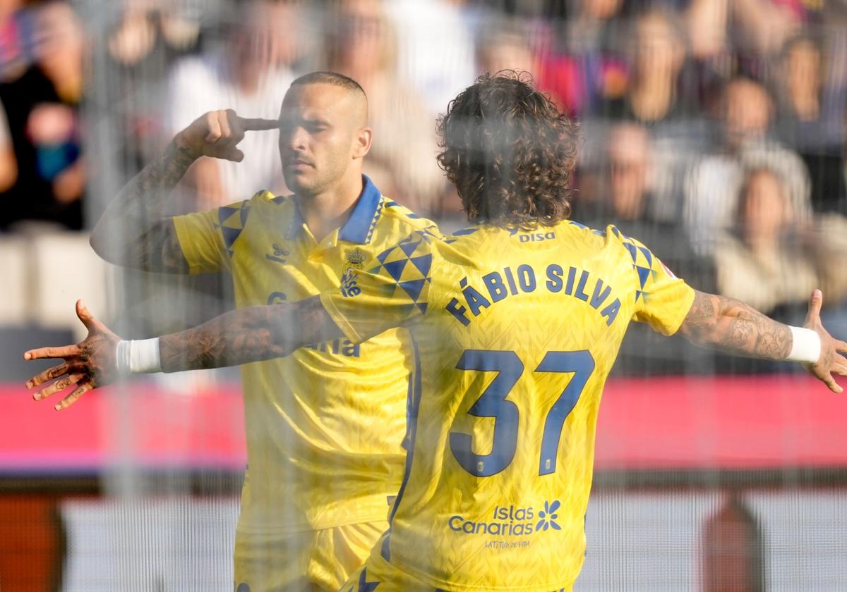 Sandro, en su peculiar celebración del 0-1 ante Silva.