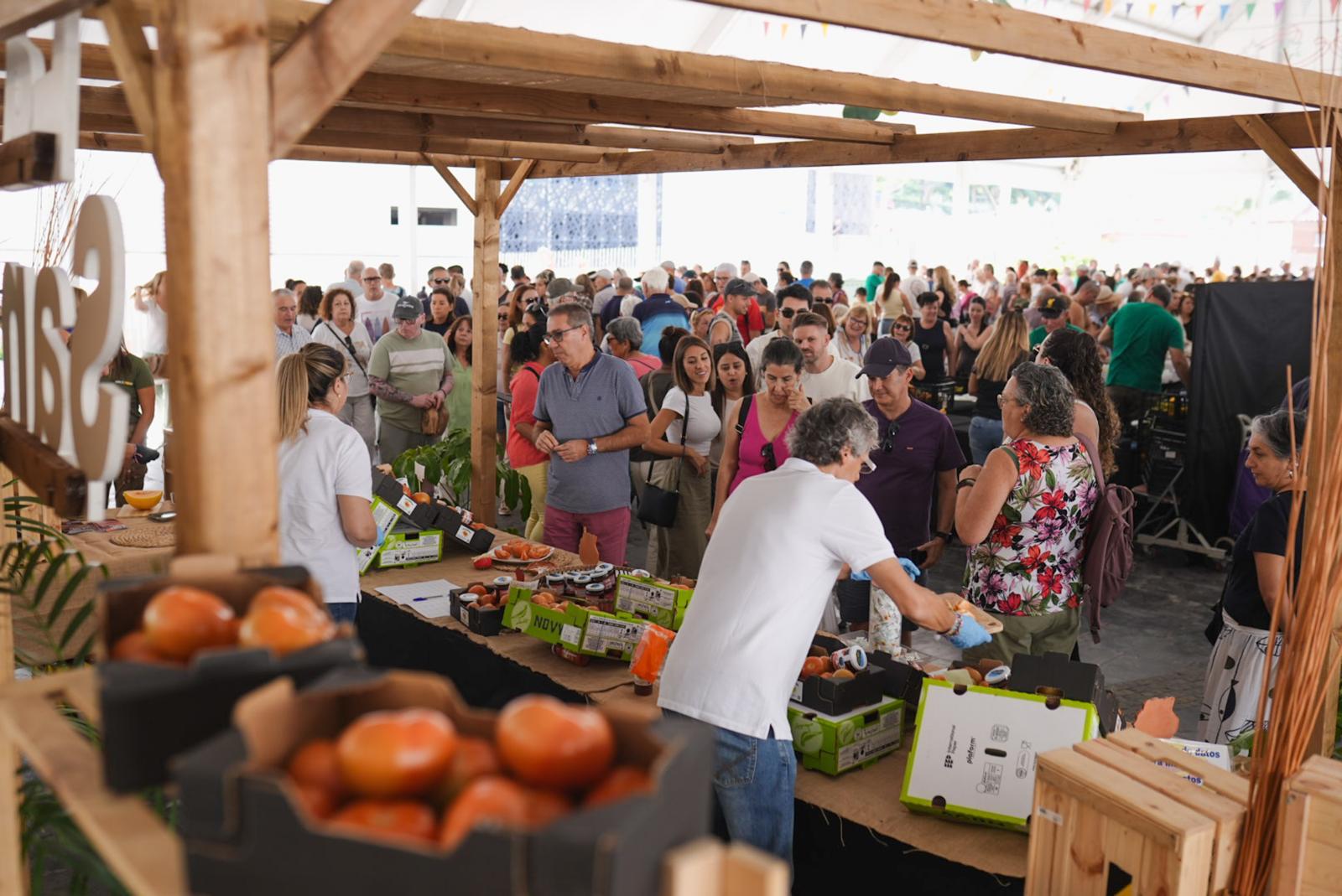 La IX Feria del Aguacate vuelve a Mogán