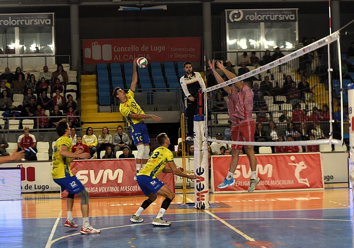 Almansa pulveriza el juego del Guaguas en el triunfo conseguido en Lugo.