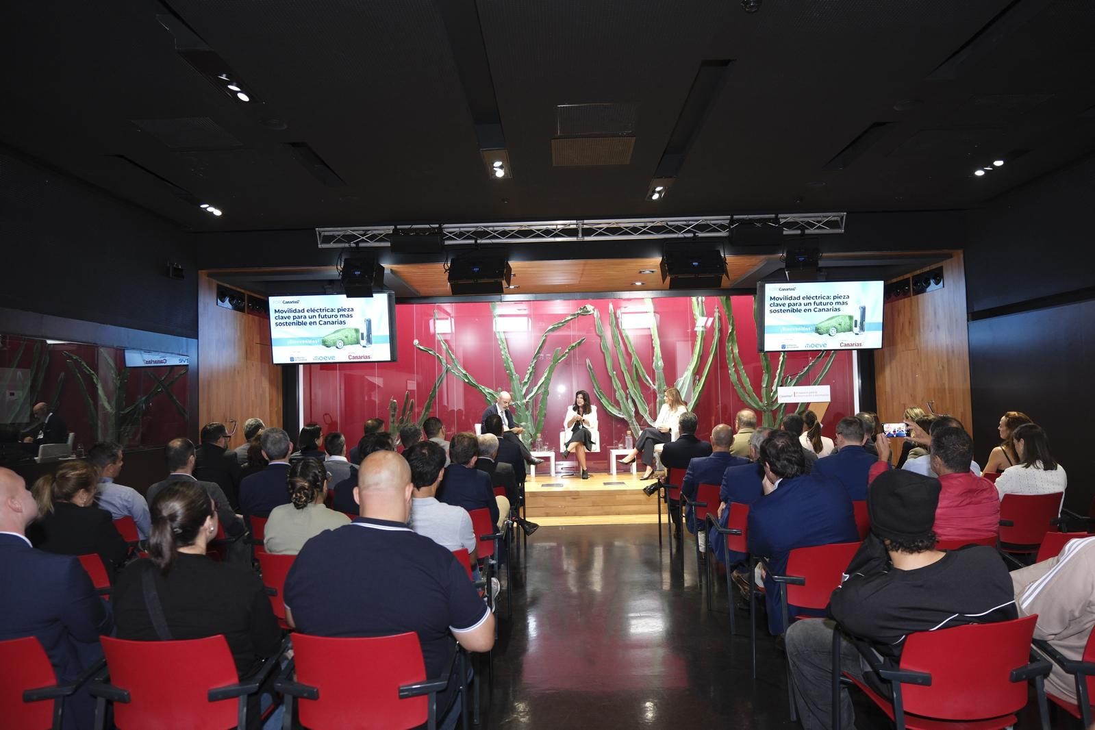 Foro CANARIAS7: Movilidad eléctrica, pieza clave para un futuro más sostenible en Canarias