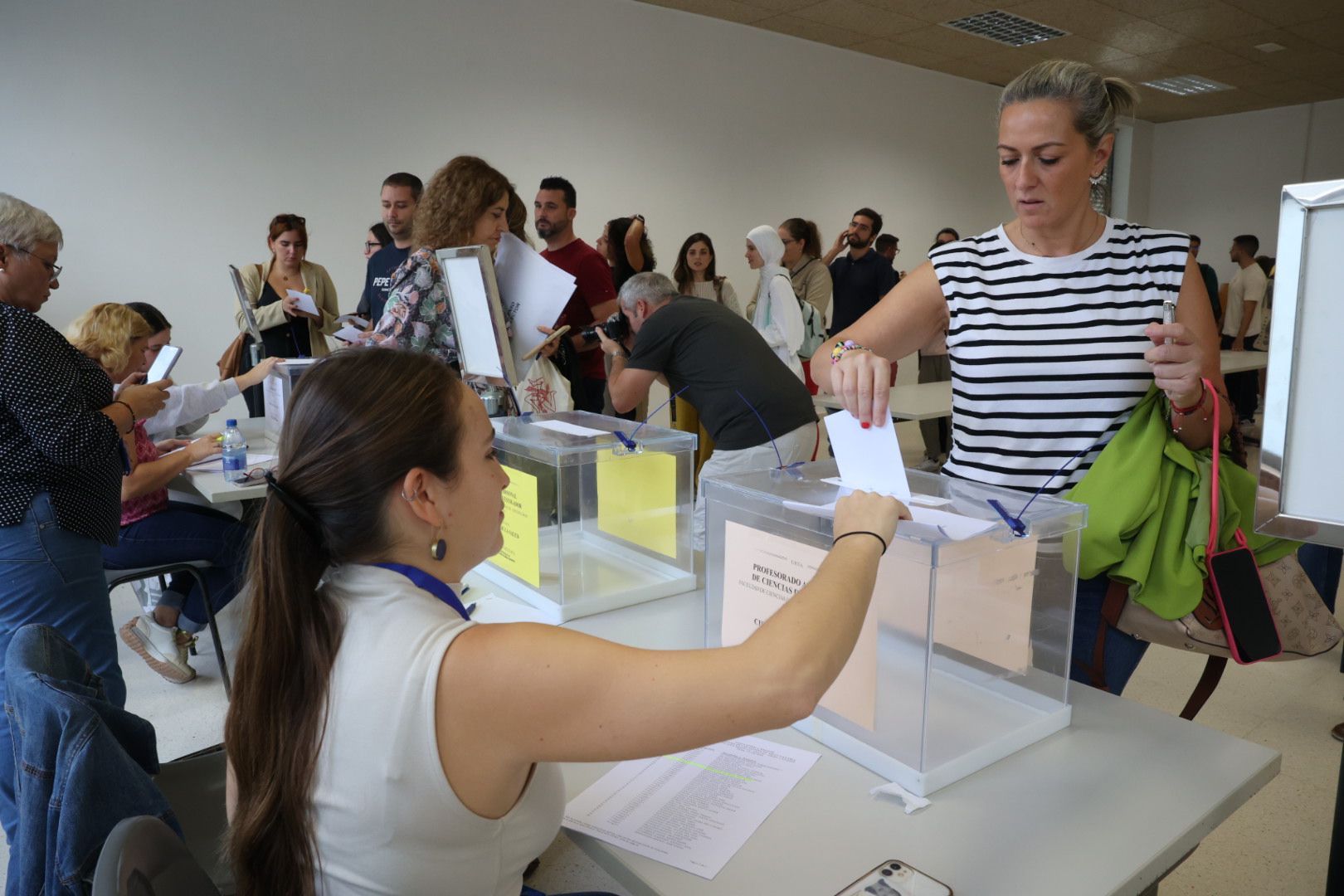 Las imágenes de la participación en las elecciones de la ULPGC al Rectorado