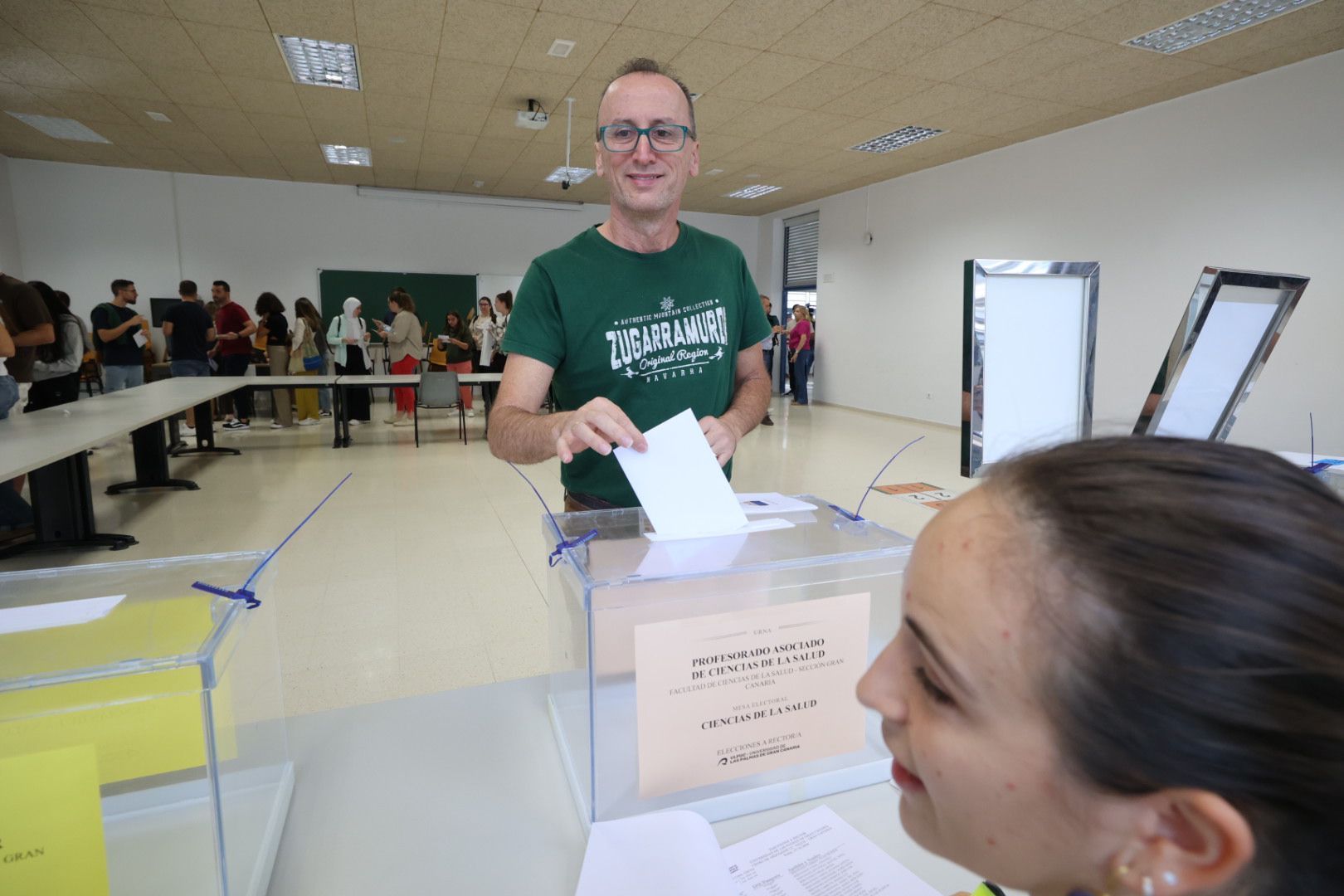 Las imágenes de la participación en las elecciones de la ULPGC al Rectorado