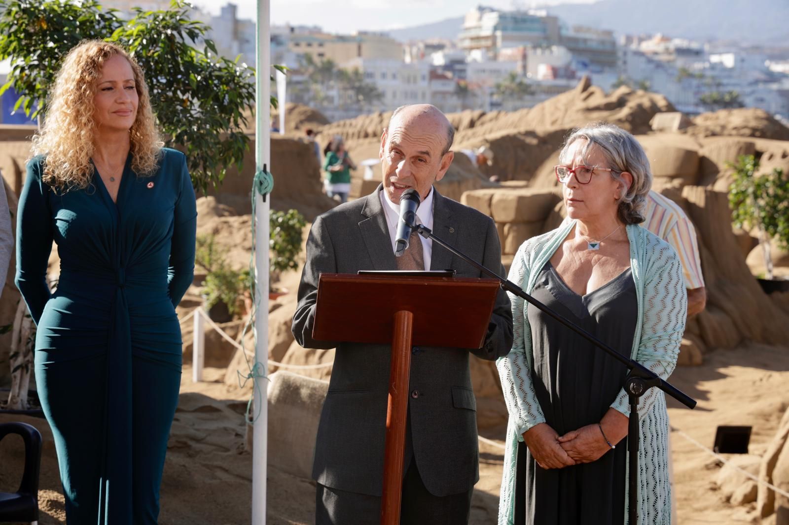 Las imágenes de reconocimiento al belén de arena como Bien Cultural de la Paz