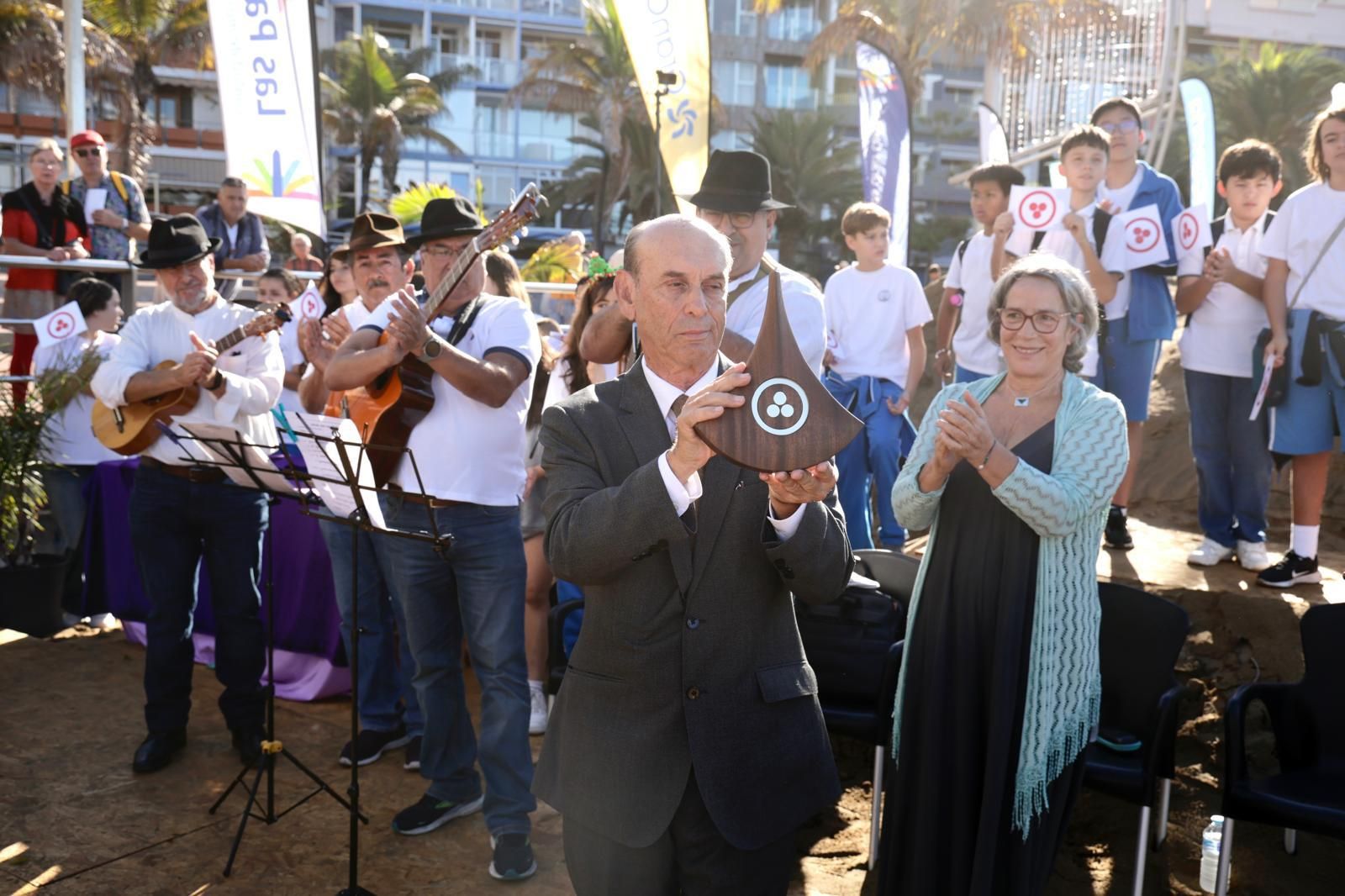 Las imágenes de reconocimiento al belén de arena como Bien Cultural de la Paz