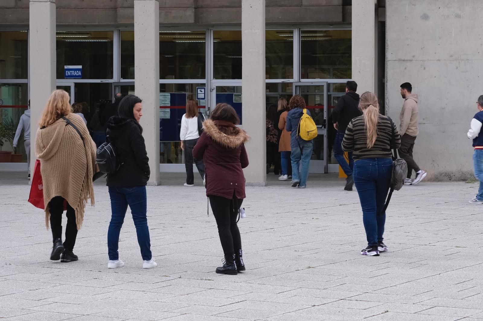 6.000 personas buscan hoy en Tafira una plaza de funcionario del Estado