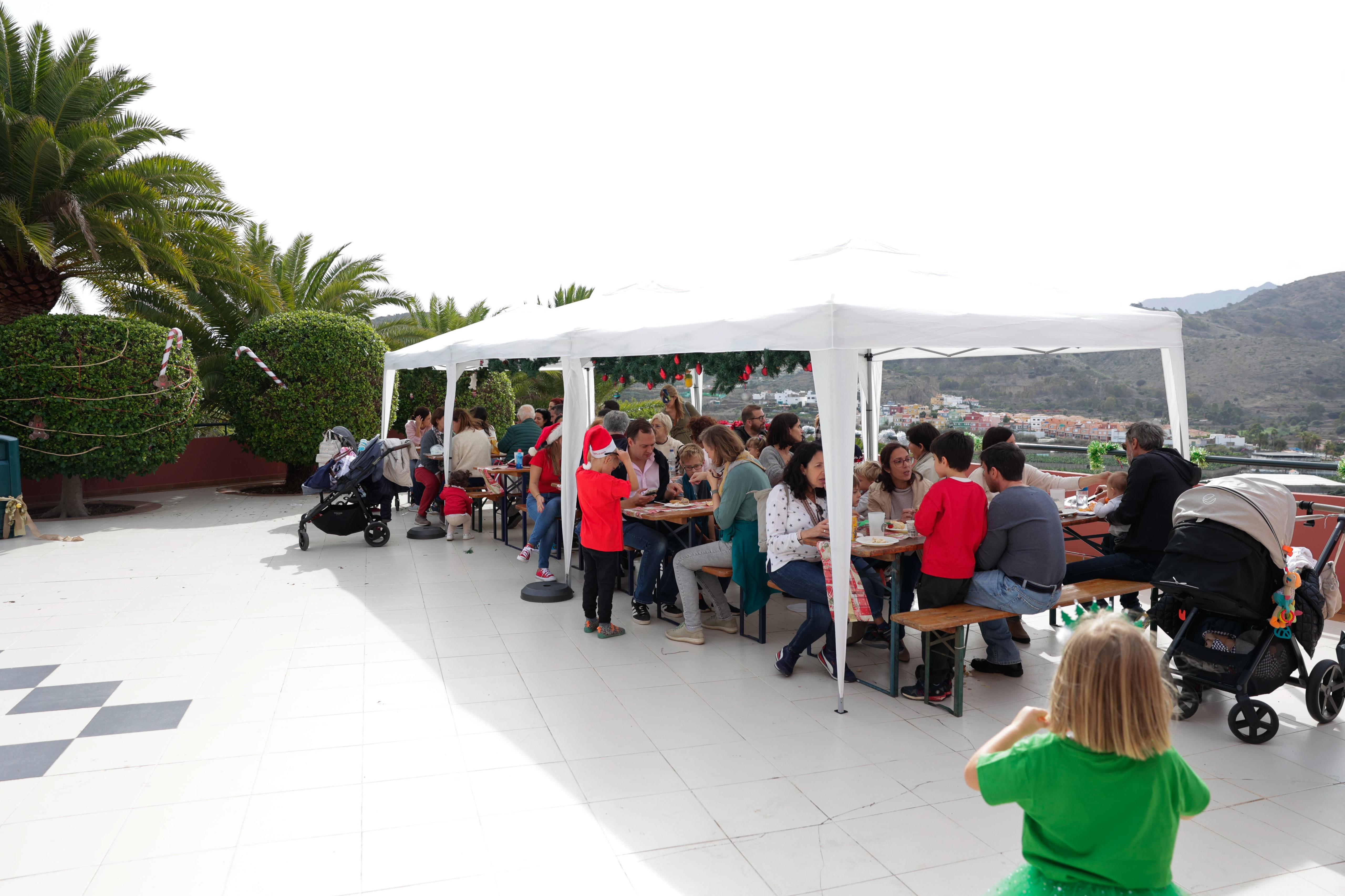 El mercadillo navideño en el Colegio Alemán, en imágenes