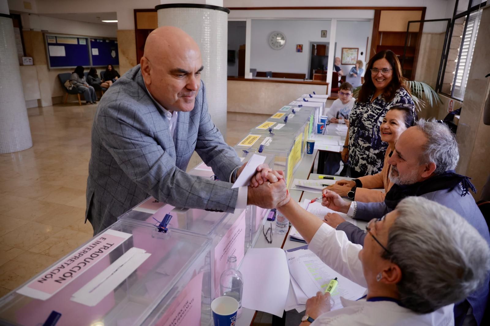 Imágenes de la segunda vuelta de las elecciones al rectorado de la ULPGC