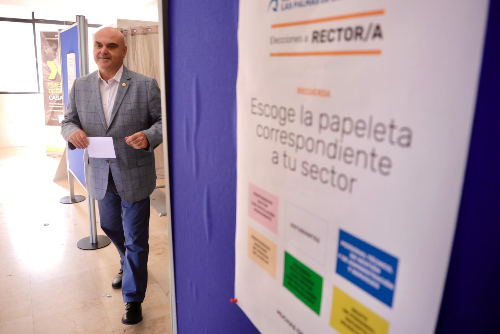 Imágenes de la segunda vuelta de las elecciones al rectorado de la ULPGC