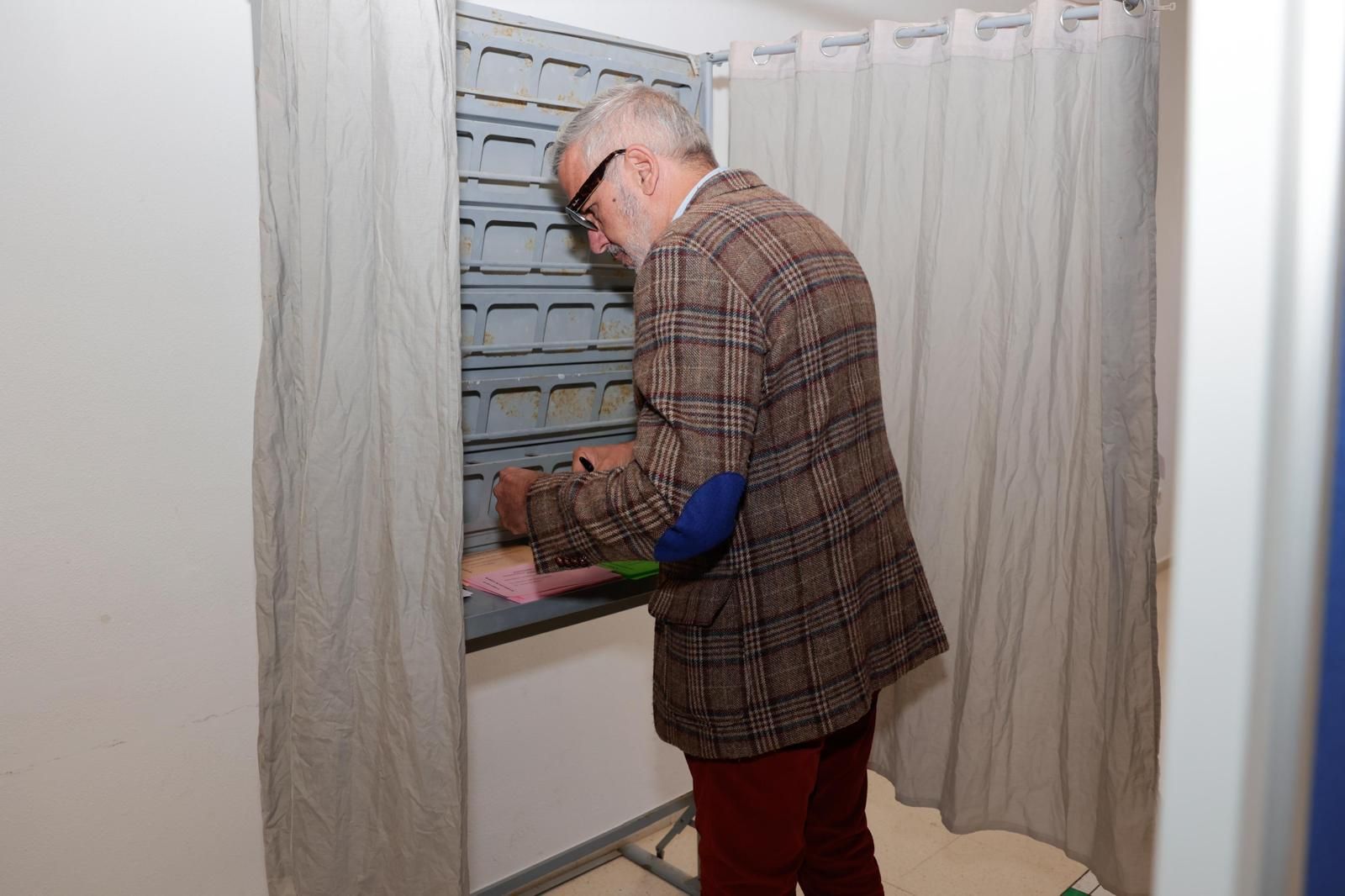 Imágenes de la segunda vuelta de las elecciones al rectorado de la ULPGC