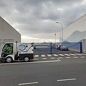 Vista parcial del muelle de Naos, desde el exterior.