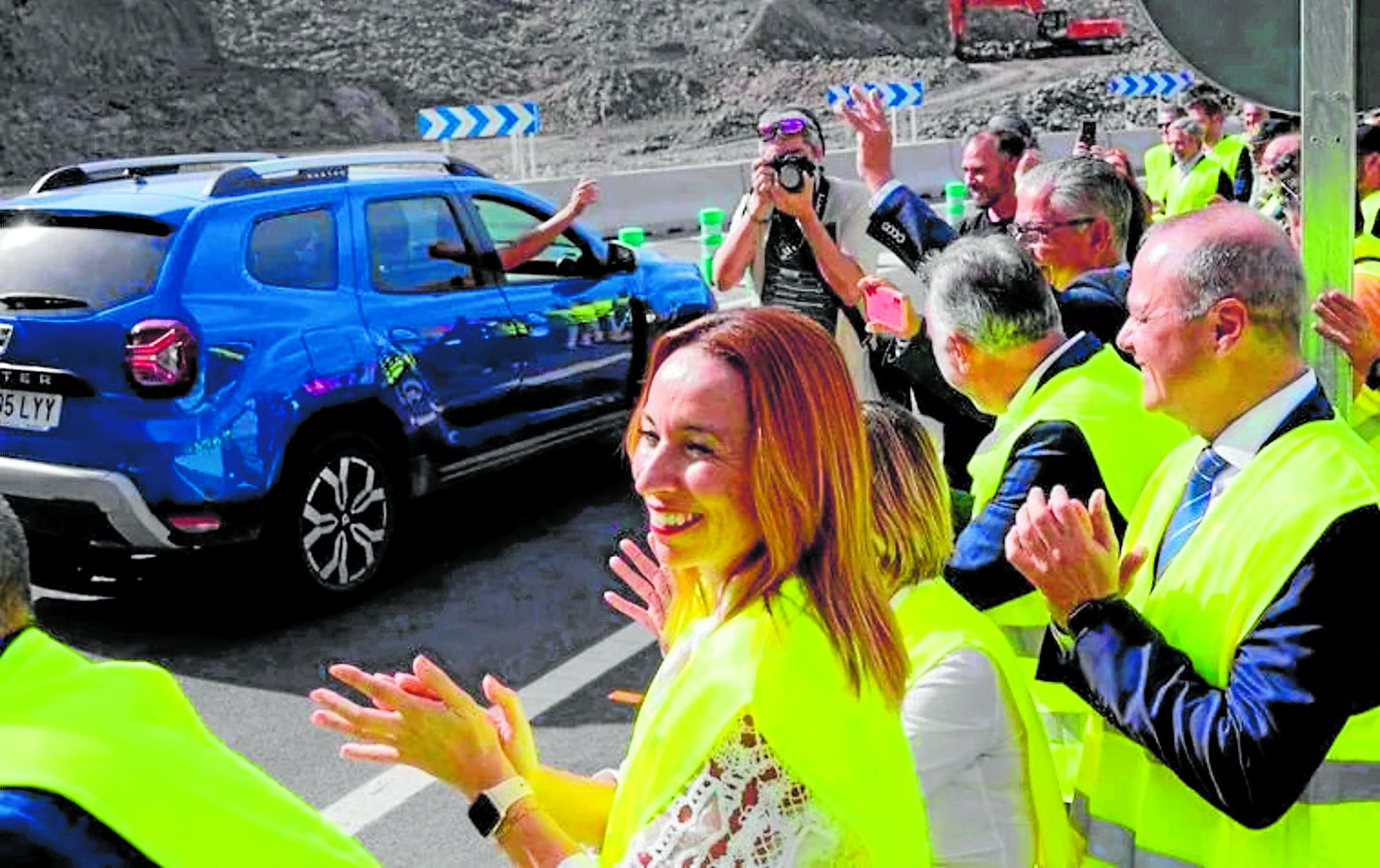 9 de febrero | Desde ese viernes ya no era necesario transitar por el tramo más peligroso de la GC-200 para llegar al municipio más aislado de Gran Canaria, La Aldea.