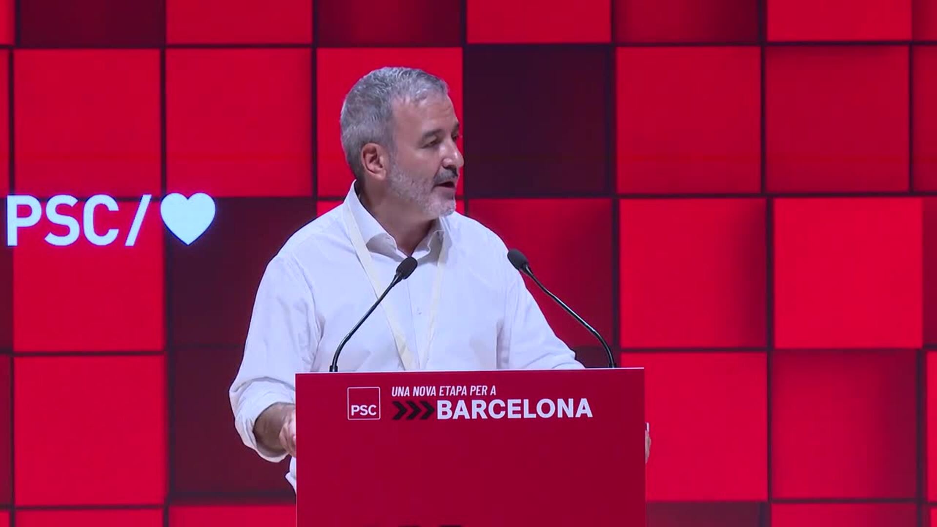 Collboni llegará "hasta el final" para eliminar pisos turísticos de Barcelona