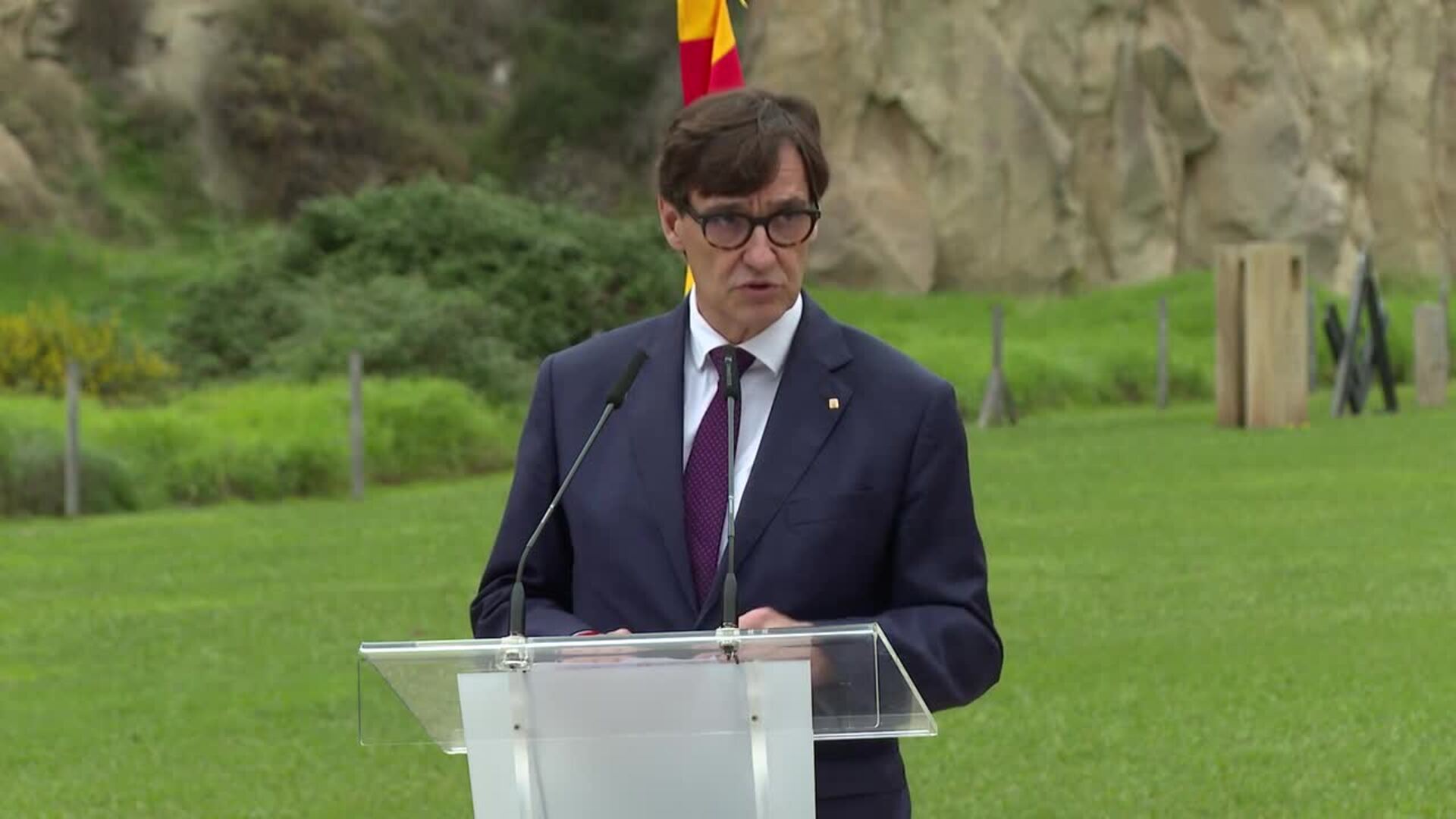 Illa ve en Companys el "compromiso con la defensa de la paz"