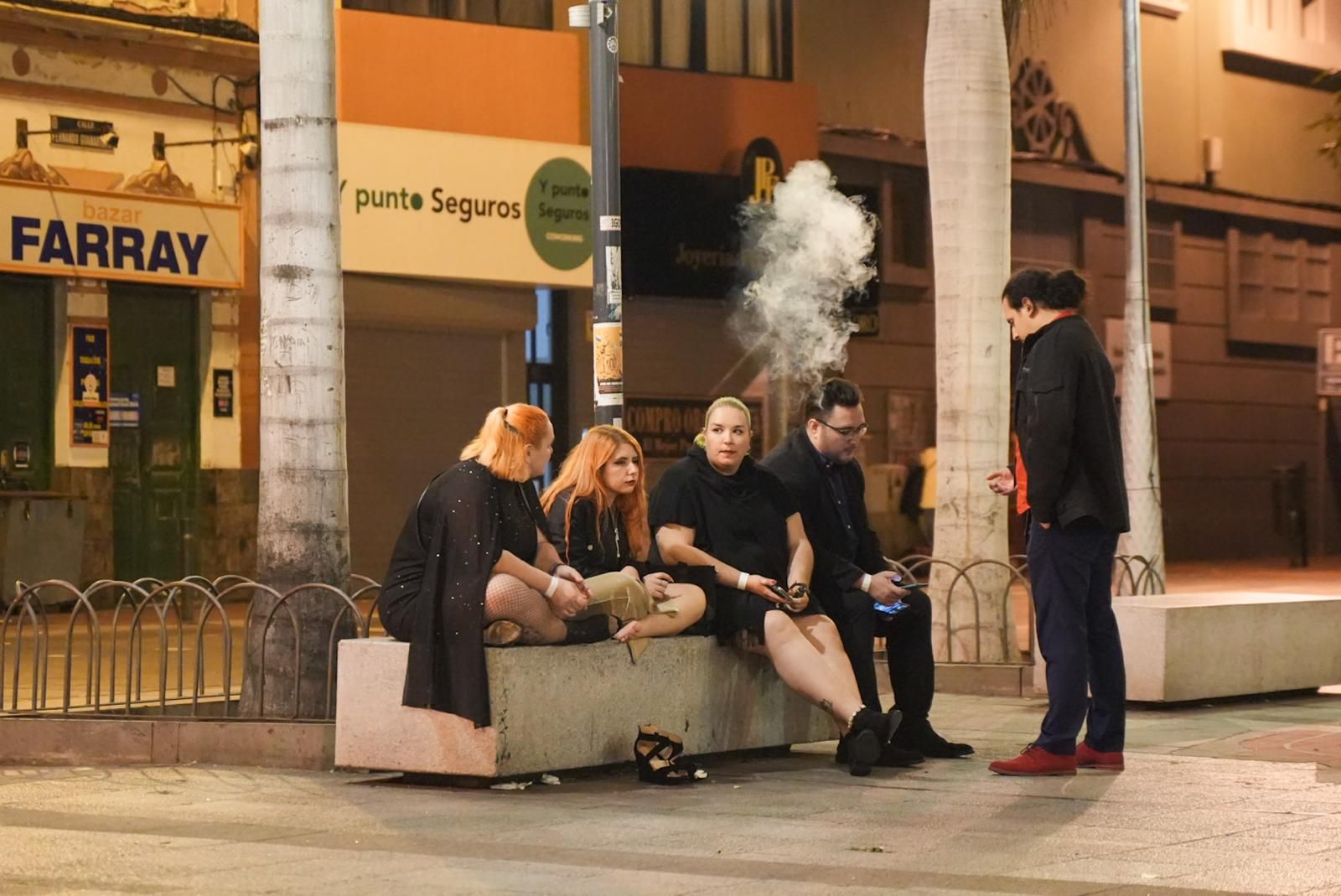 &#039;Looks&#039; festivos, caritas de cansancio, un buen puñado de sonrisas... y churros