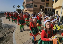 La Playa de Arinaga celebra la víspera de los Reyes Magos
