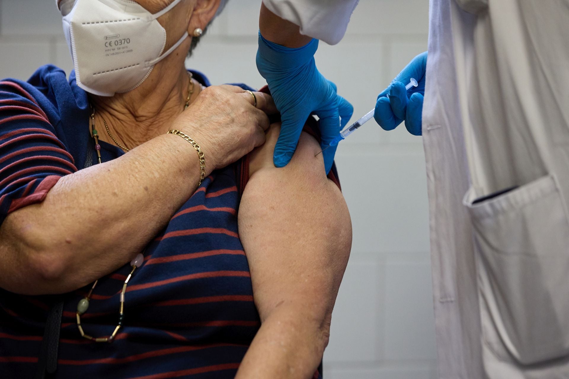 La tasa de virus respiratorios sube a los 929 casos: los hospitales canarios activan sus planes de contingencia