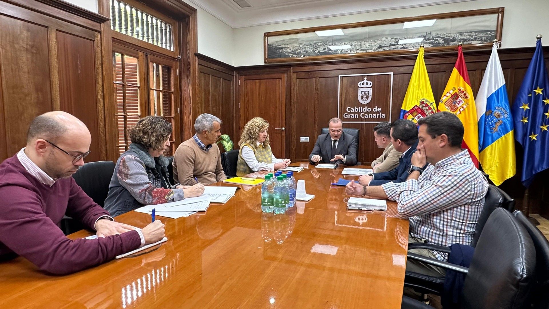 Imagen de la reunión mantenida este lunes entre Obras Públicas y el Ayuntamiento de Gáldar.