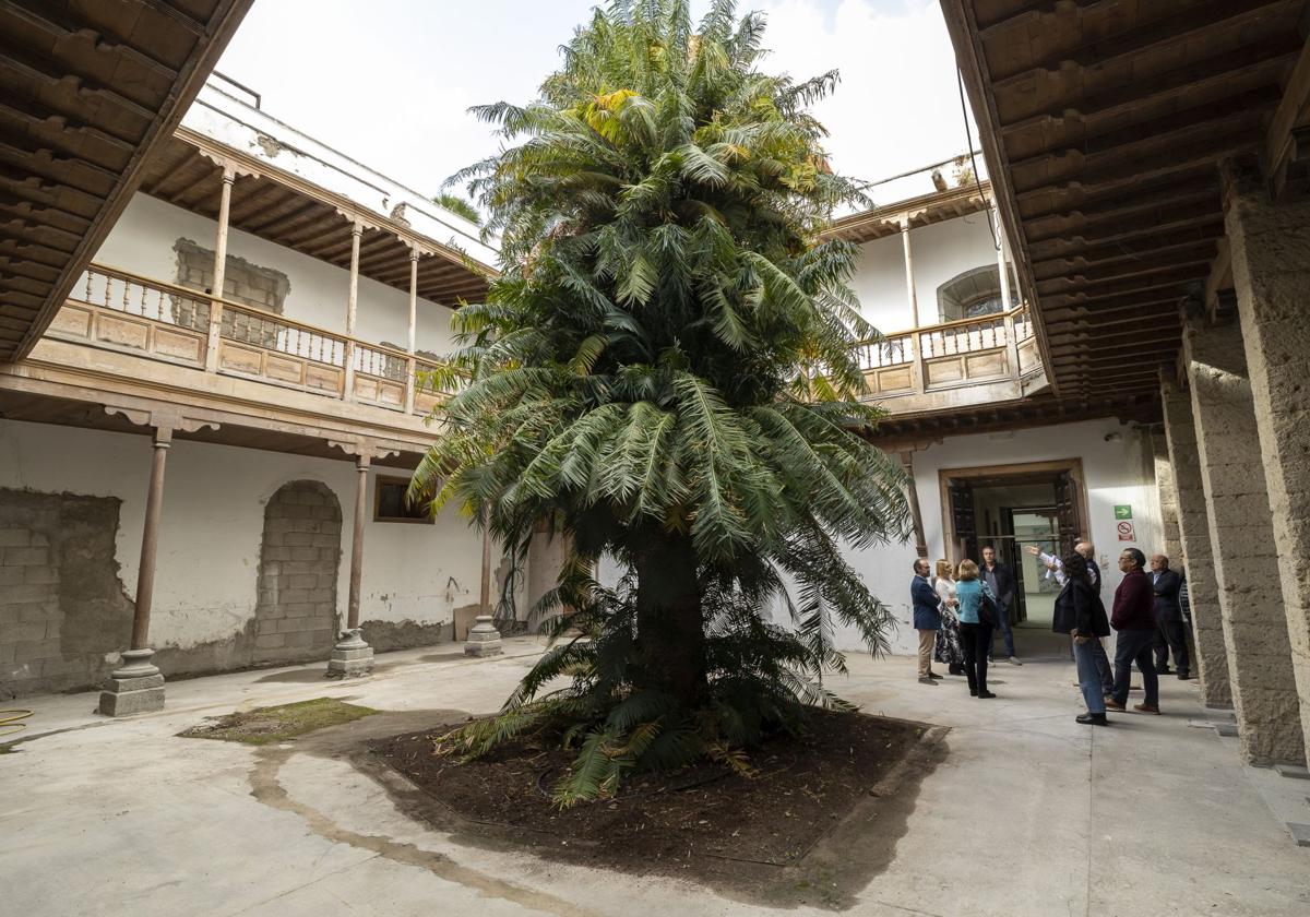 El patio interior en el que se ejecutan buena parte de las obras de la segunda fase.