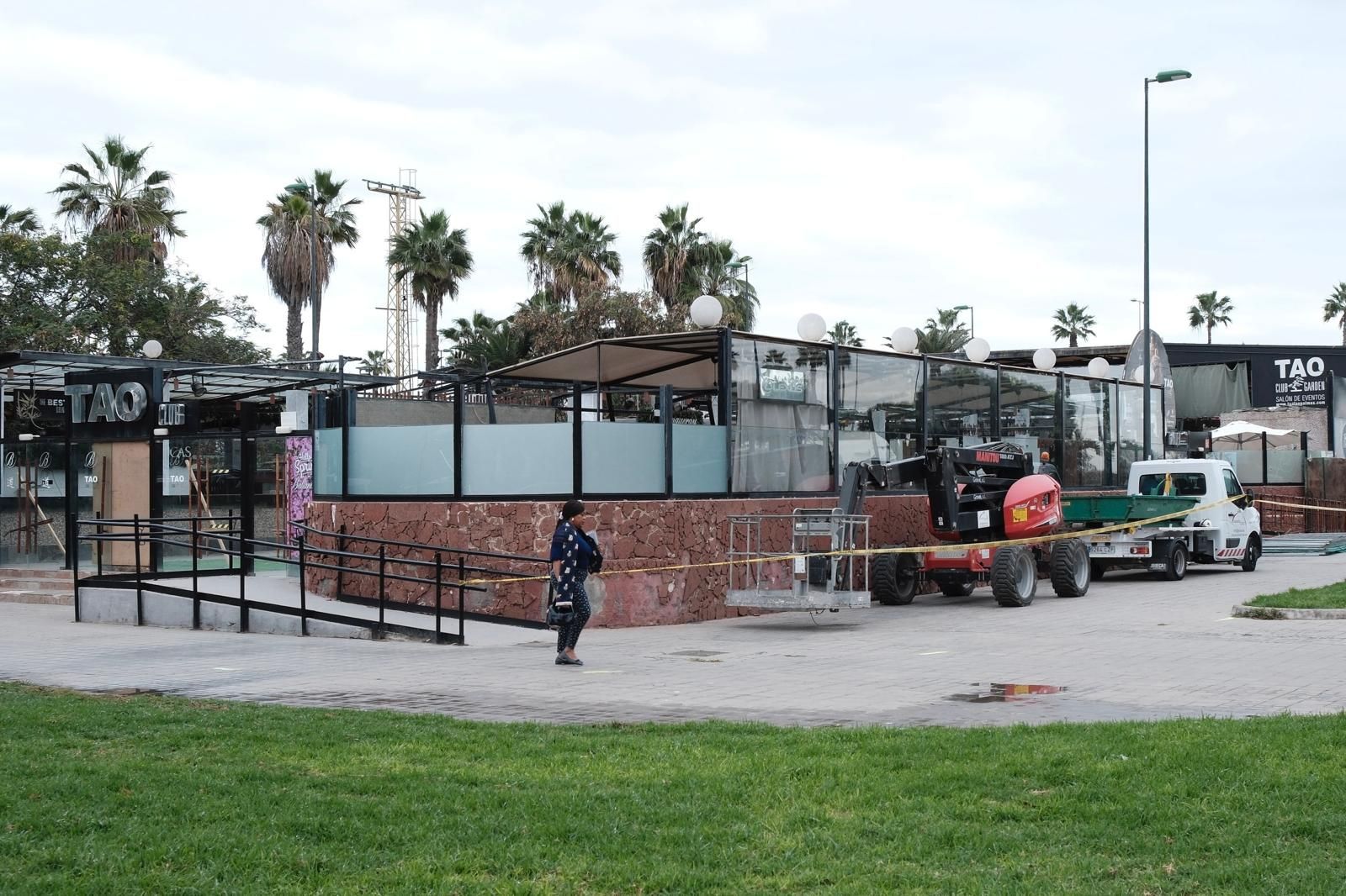 El arranque de la demolición del TAO, en imágenes