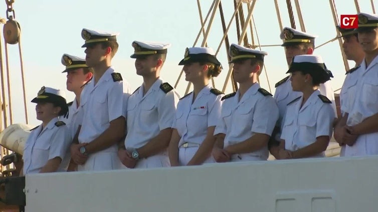 La Princesa Leonor llega a Canarias en el Juan Sebastián Elcano