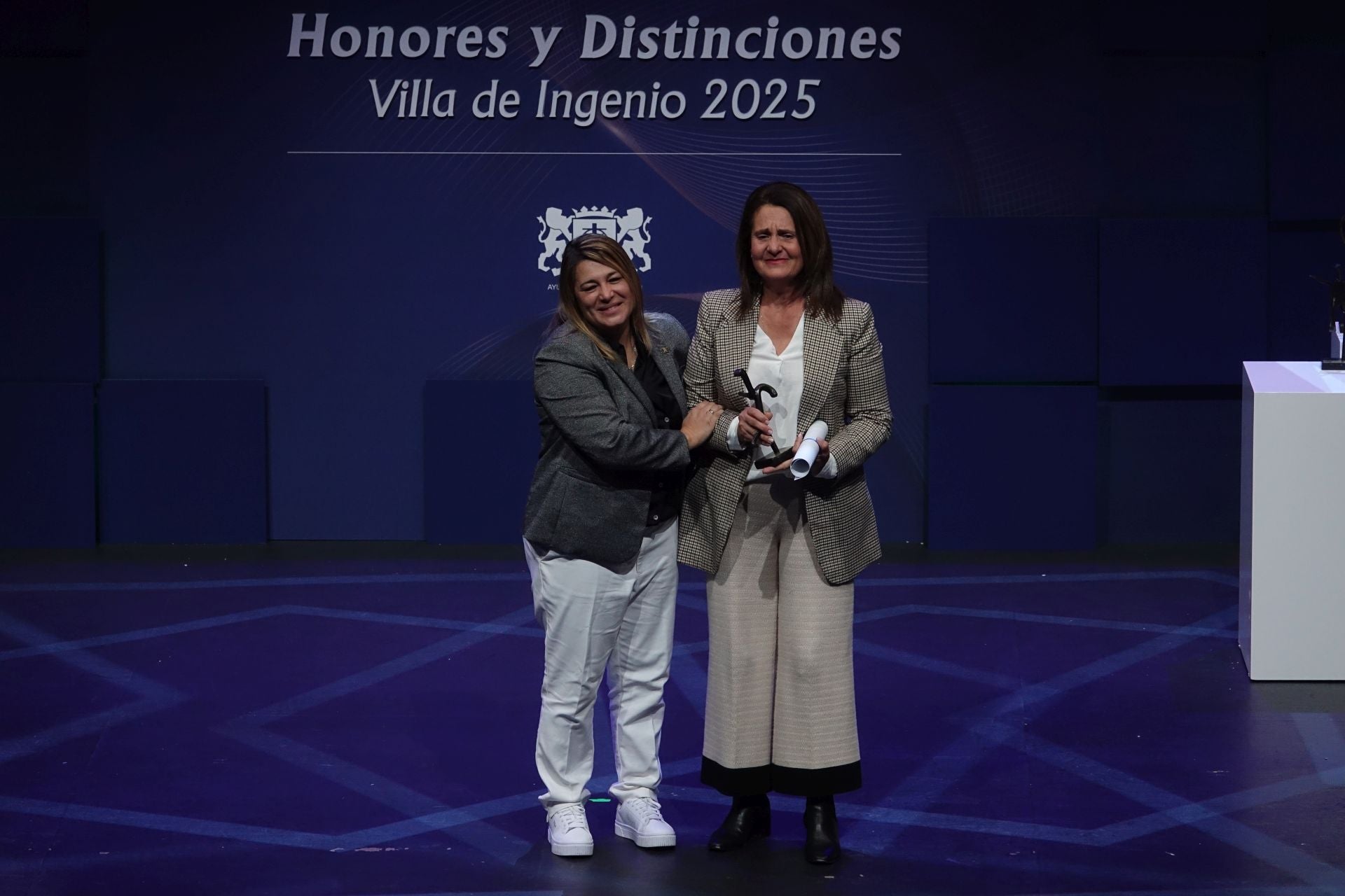 Entrega de Honores y Distinciones de Ingenio