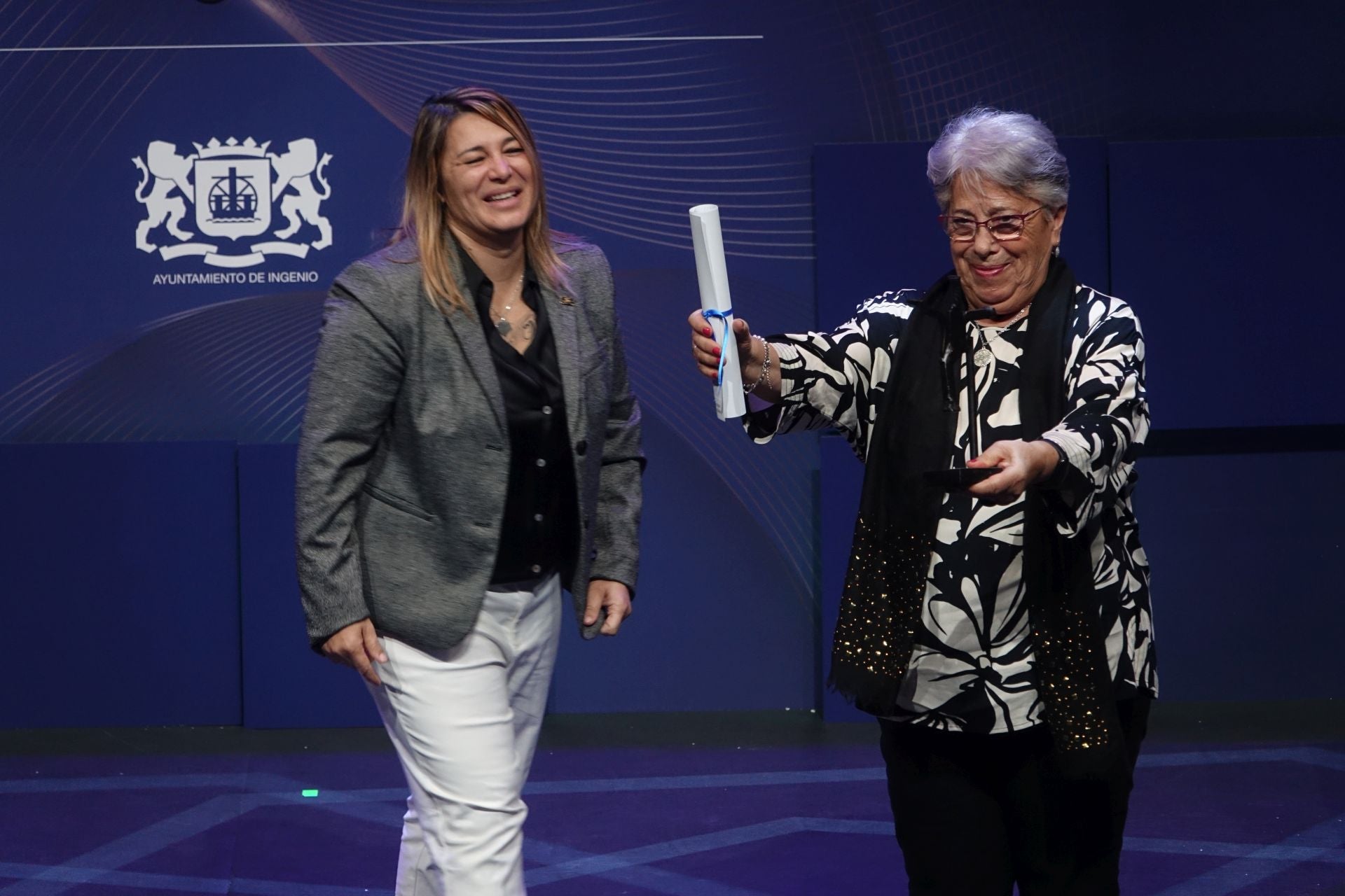 Entrega de Honores y Distinciones de Ingenio