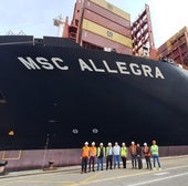 Calzada visita el MSC Allegra, uno de los mayores portacontenedores del mundo