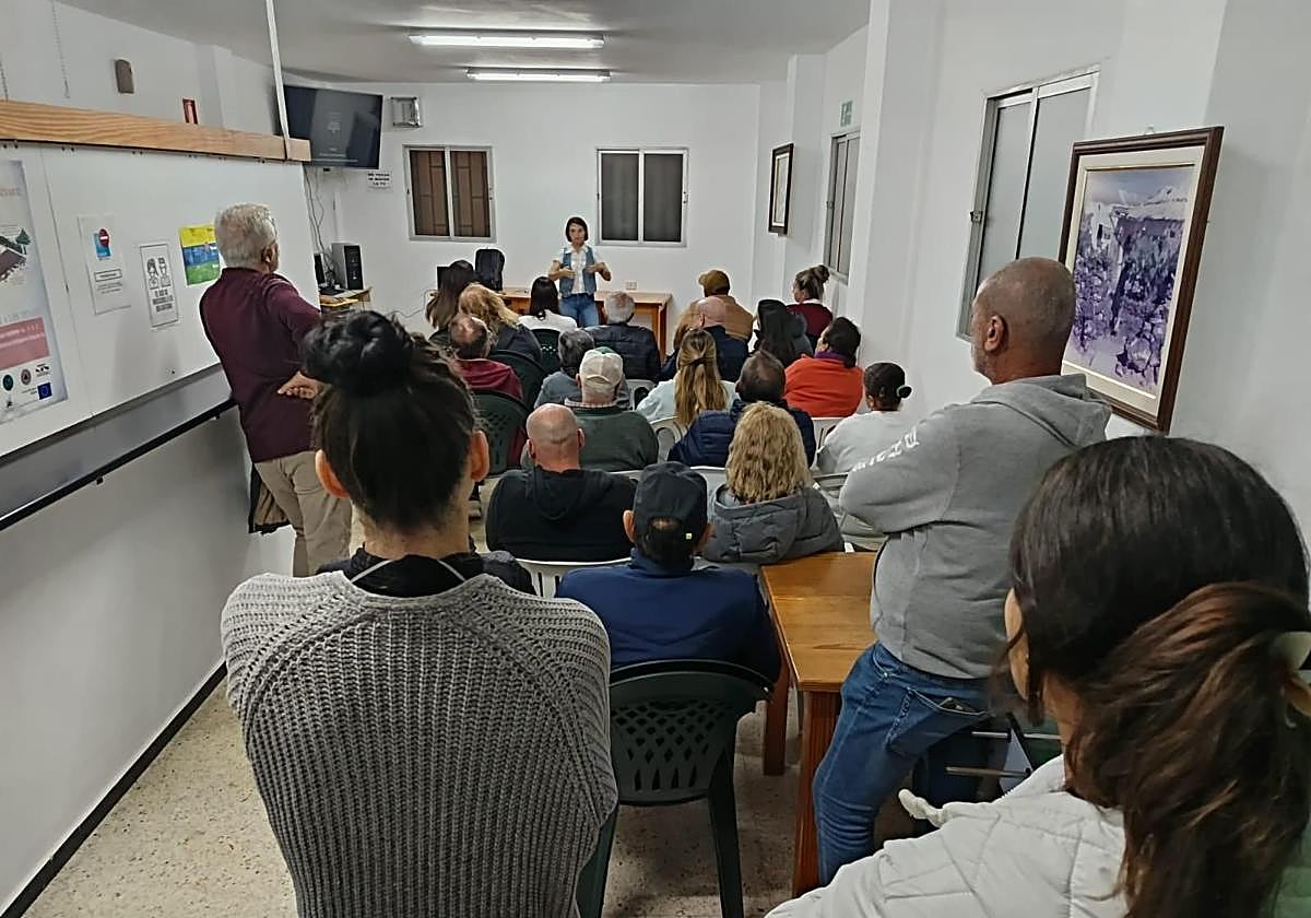 Reunión de los vecinos la pasada semana.