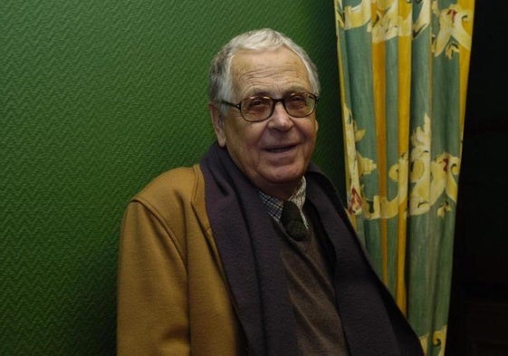 Imagen de archivo del escultor grancanario Martín Chirino, del que se celebra este año el centenario de su nacimiento.