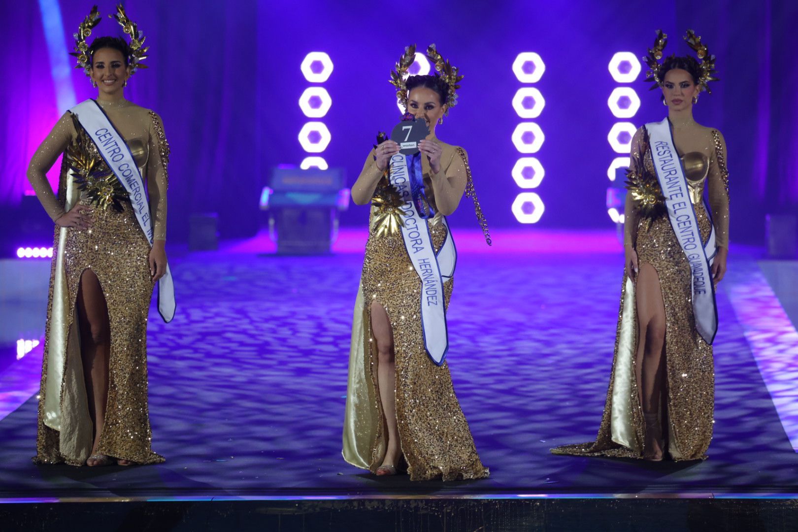 Las Palmas de Gran Canaria inaugura su carnaval con la presentación de los aspirantes al podio olímpico