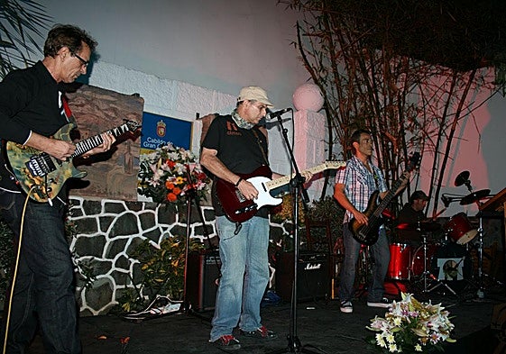 La banda DeDolmen.