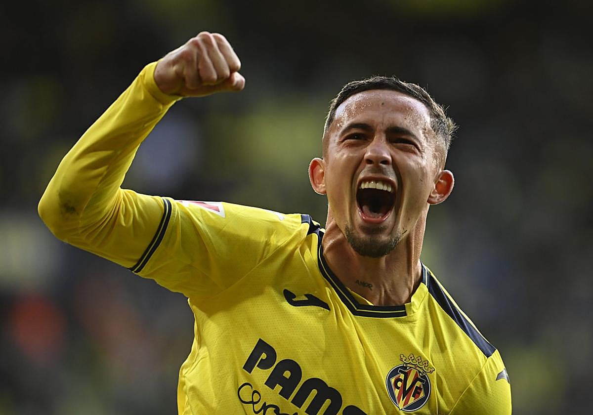 Yeremy Pino celebra un gol del Villarreal en la presente tempora.