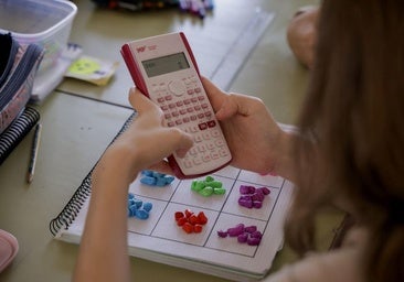 El caso de las dos docentes «no aptas» tras años de trabajo no es «aislado», denuncia el STEC