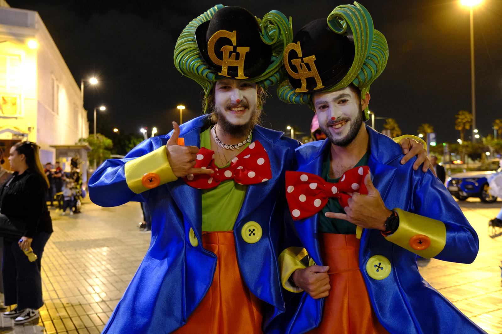 El pasacalles del carnaval de Las Palmas de Gran Canaria, en imágenes