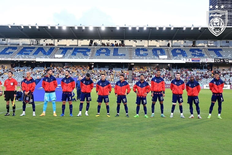 Así formó el Johor de Viera, Roque y Jesé.