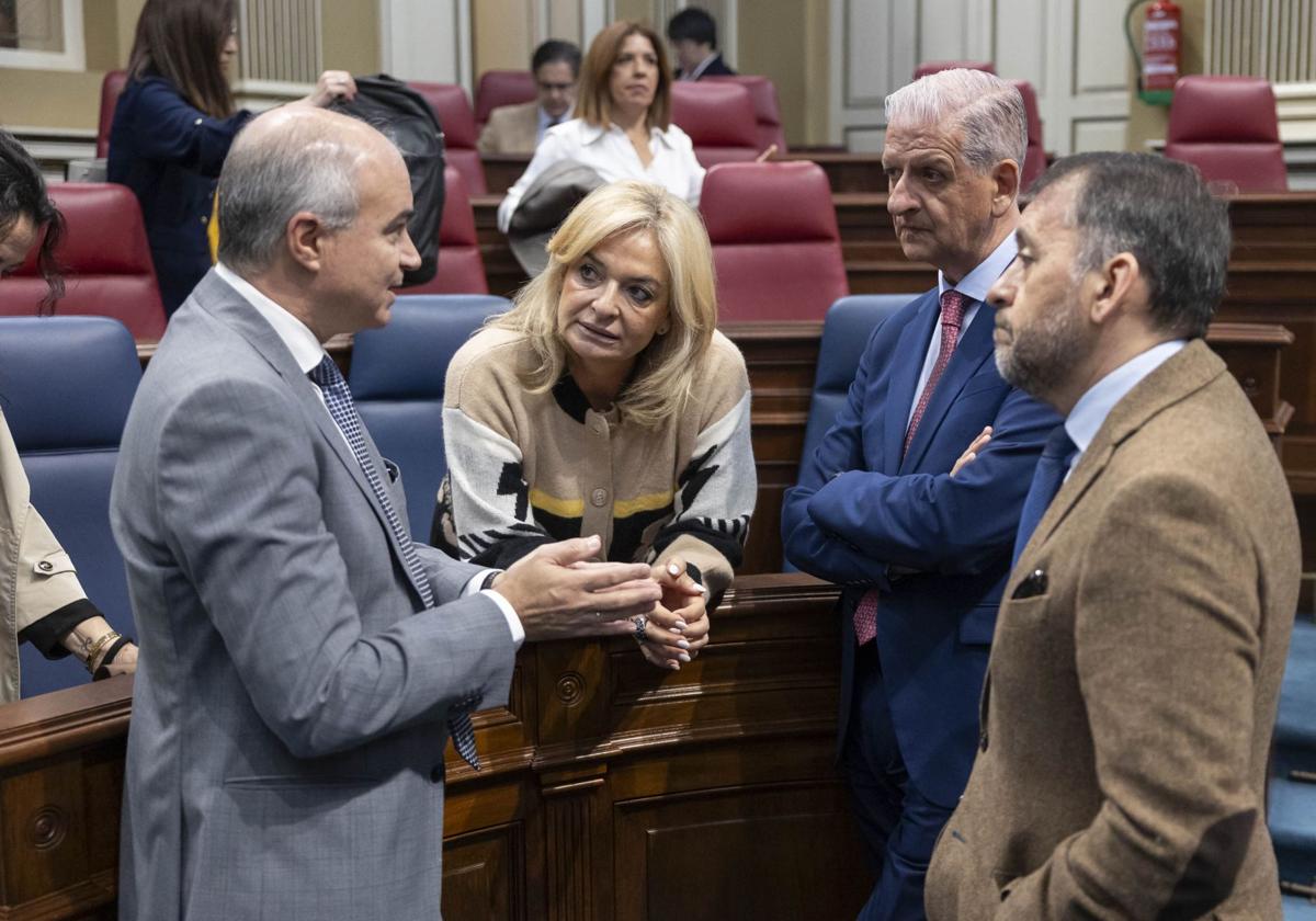 De izquierda a derecha, José Alberto Díaz-Estébanez, Esther Monzón, Francisco Linares y José Manuel Bermúdez.