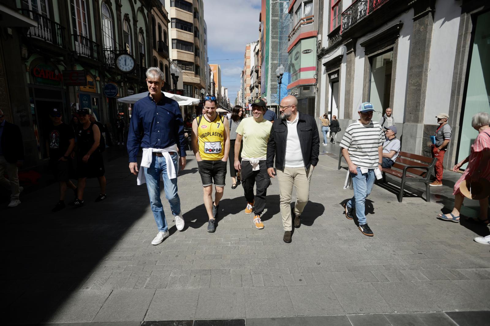 Recorrido por la Fan Zone de la Copa del Rey de las autoridades