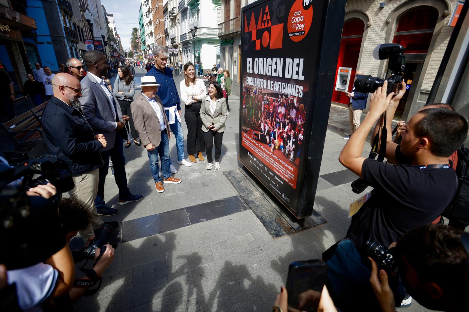 Recorrido por la Fan Zone de la Copa del Rey de las autoridades