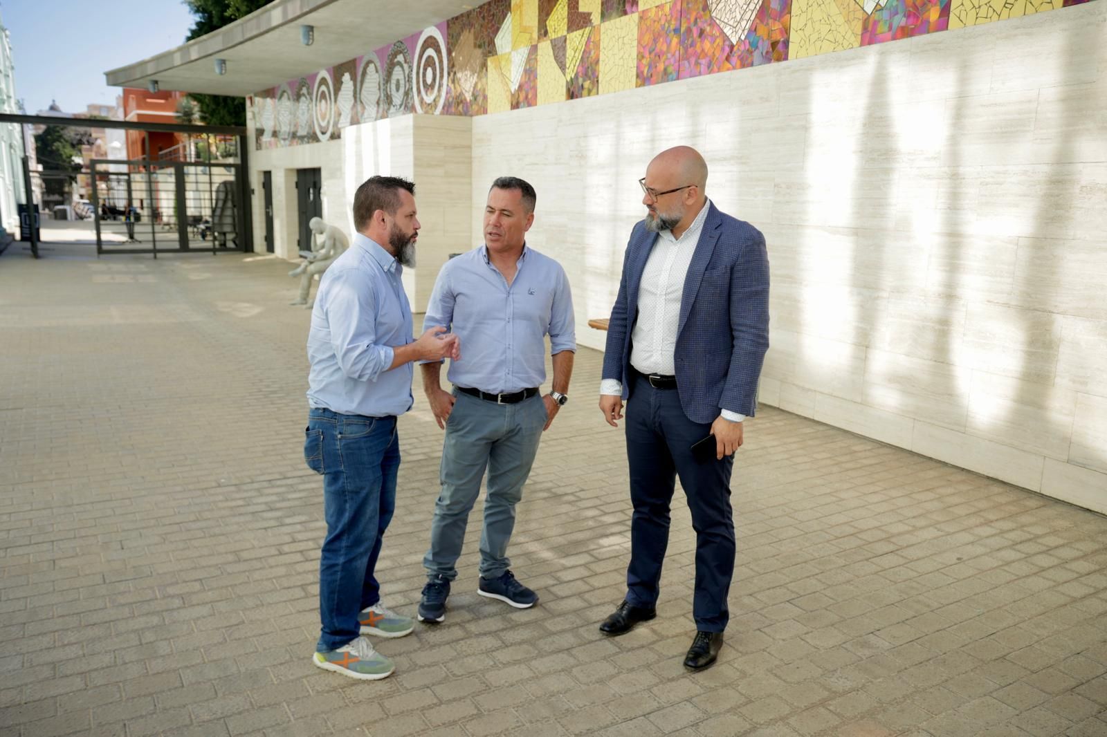 Las imágenes de la presentación de la cátedra de lucha canaria Emilio Rivero