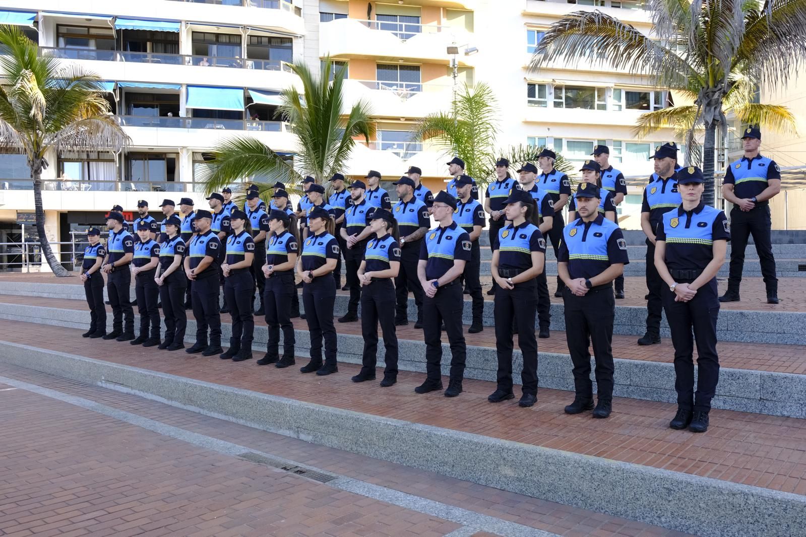 Las imágenes de los 45 nuevos agentes de la Policía Local de la capital grancanaria