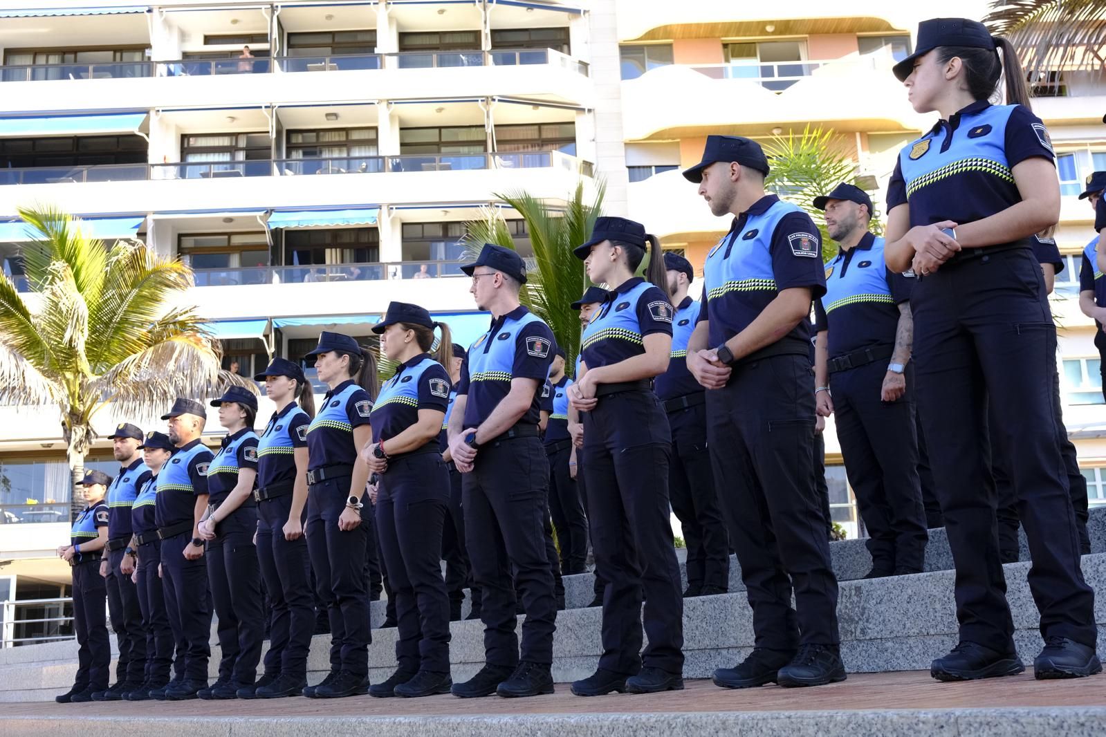 Las imágenes de los 45 nuevos agentes de la Policía Local de la capital grancanaria