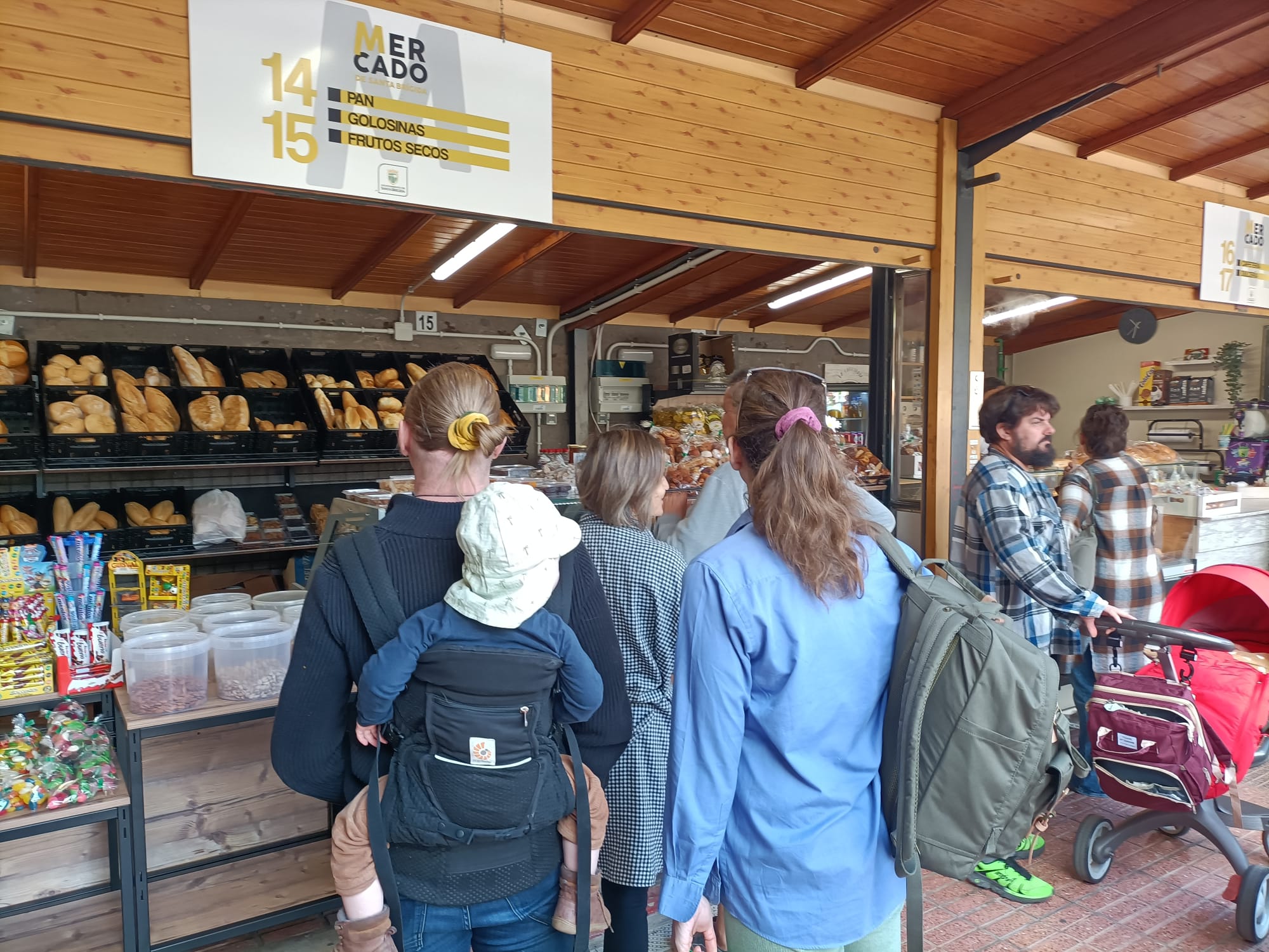 Inauguración del renovado mercadillo de Santa Brígida.